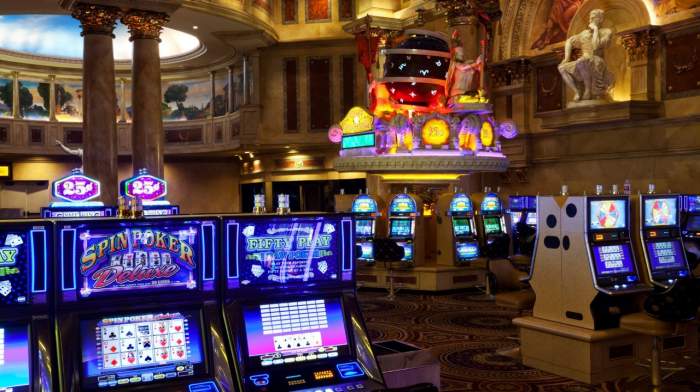 Caesars Slots Golden Room Caesars Slots Golden Room