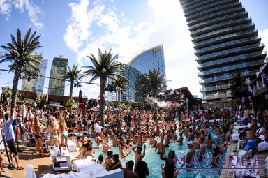 The Cosmopolitan Las Vegas Trendy Las Vegas Hotel